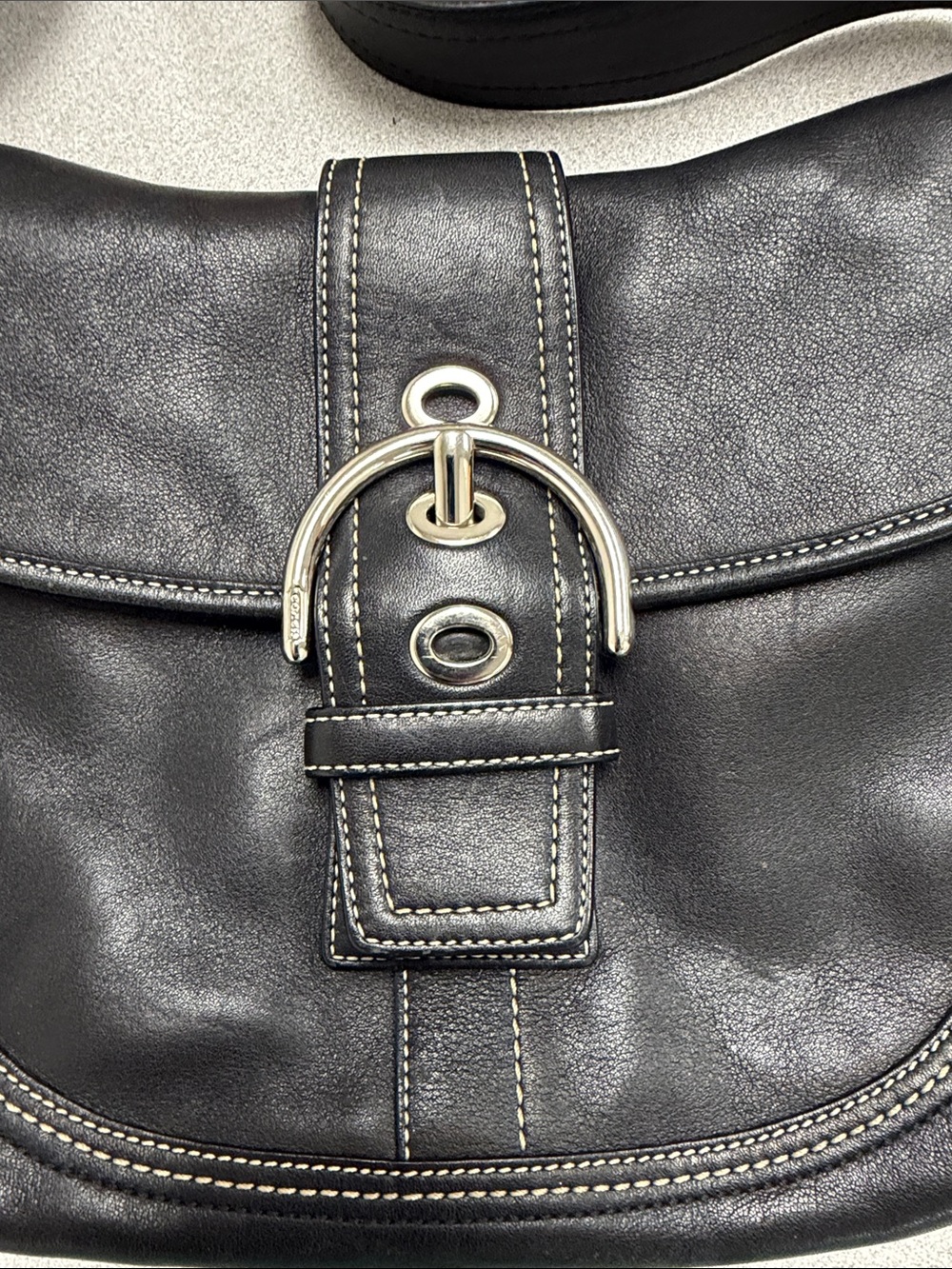 Coach Soho black leather flap shoulder bag - Picture 2 of 8